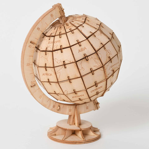 Globe terrestre puzzle 3D en bois