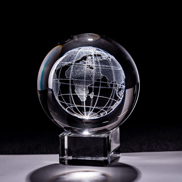 Globe terrestre transparent en verre